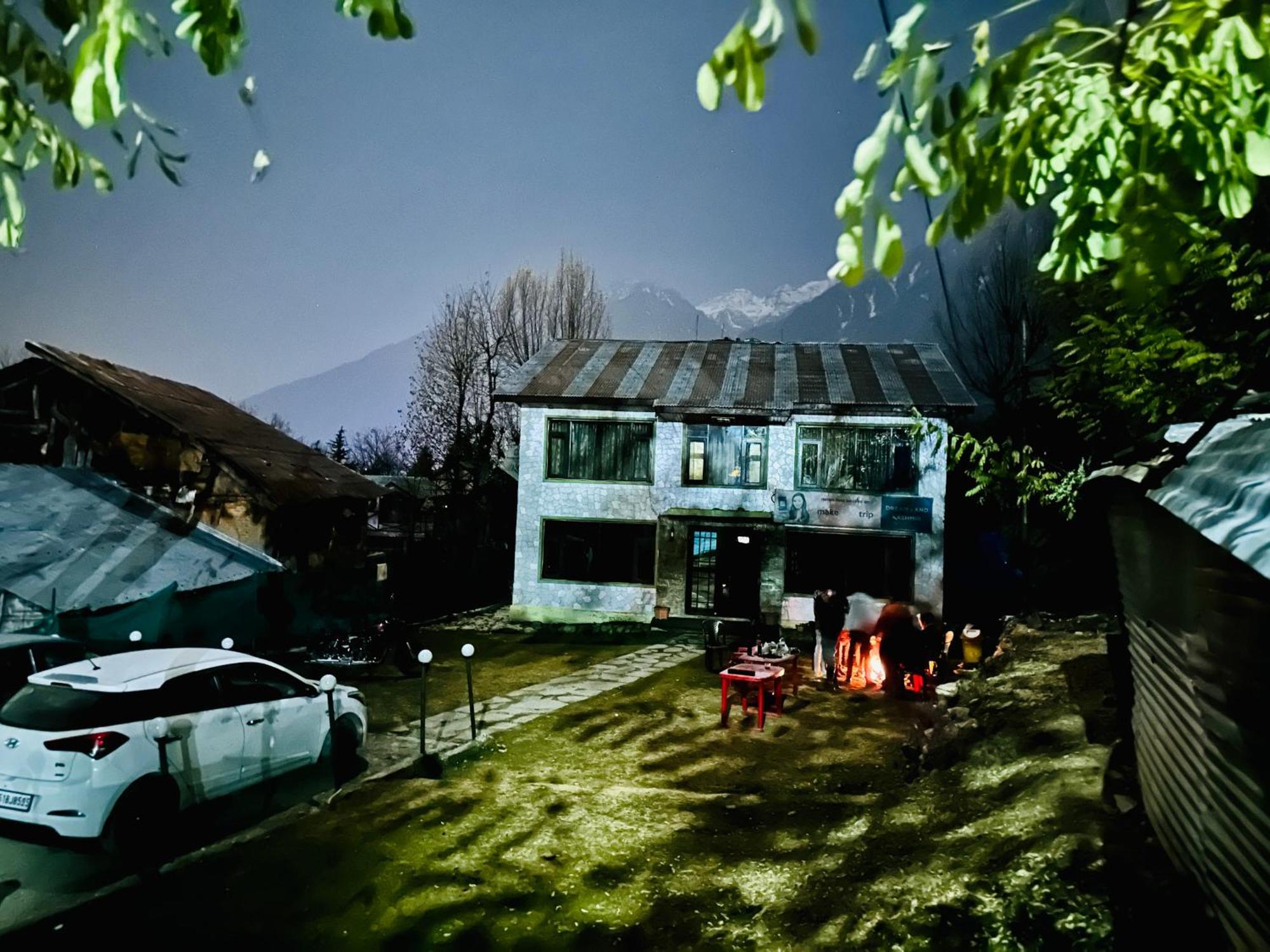 Dreamland Cottage Pahalgam Ngoại thất bức ảnh